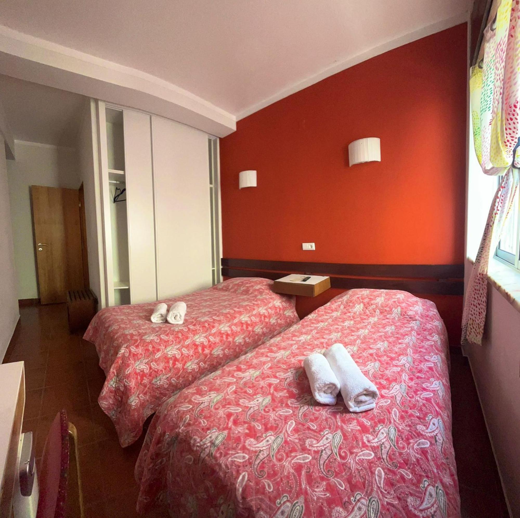 Residencia Aviz Hotell Peniche Exteriör bild