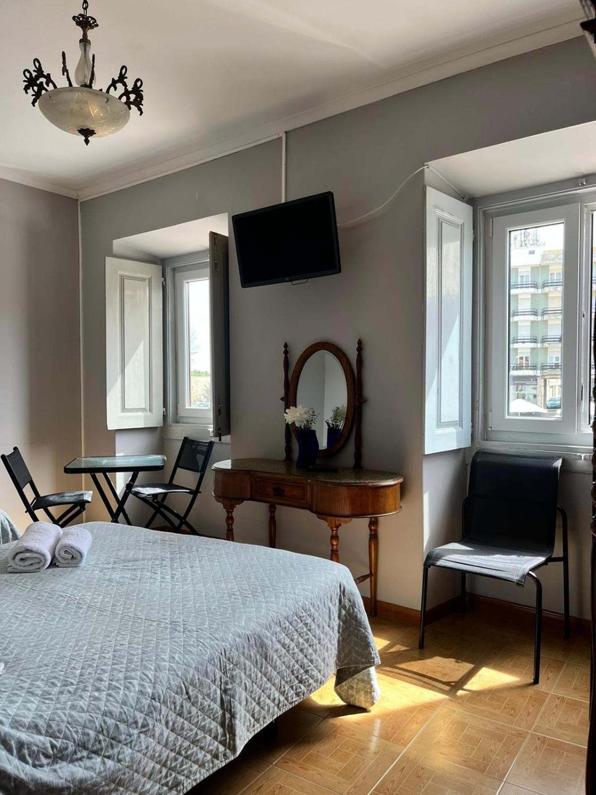 Residencia Aviz Hotell Peniche Exteriör bild