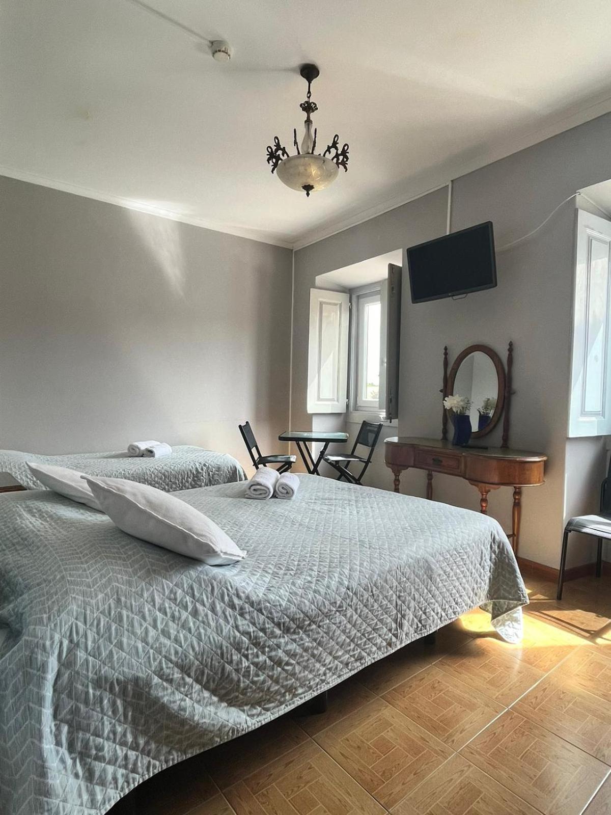 Residencia Aviz Hotell Peniche Exteriör bild